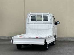 三方のゲートを下ろした状態