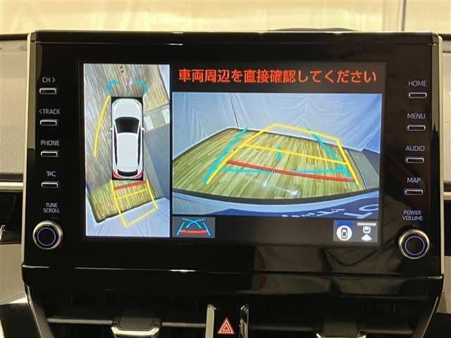 【パノラミックビューモニター】クルマの斜め後ろや真横など、目が届きにくい箇所も確認できるため、いち早く障害物に気が付くことができて安心ですね♪