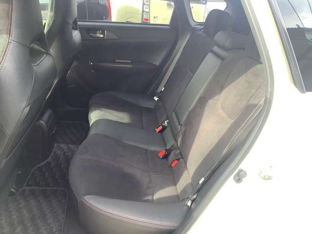 とても広い後部座席です。