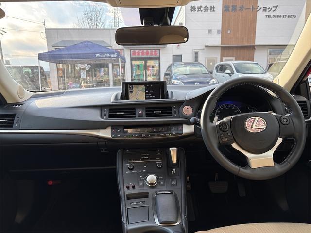 運転者にとっては日々使用することとなる運転席です。運転席からの視界は、店頭にてお客様ご自身の目でお確かめください！