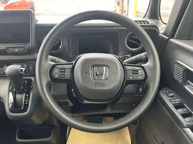 ★修復歴車一切ありません！それどころか、弊社の仕入在庫につきましては、フェンダー、ボンネット、ドアパネル等の交換歴、修理歴のある車両は基本的に仕入れを行いませんので高品質な車両のみ在庫で揃えています！