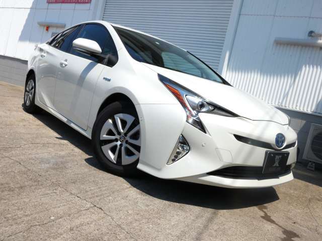 全国どこでも納車可能です。皆様に安心して乗って頂けるよう車両詳細写真を直接お送りする事も可能ですので、お気軽にお問い合わせ下さい。052-387-5570☆