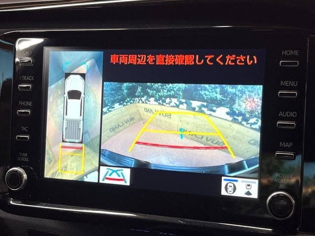 【パノラミックビューモニター】専用のカメラにより、上から見下ろしたような視点で360度クルマの周囲を確認することができます☆死角部分も確認しやすく、狭い場所での切り返しや駐車もスムーズに行えます。