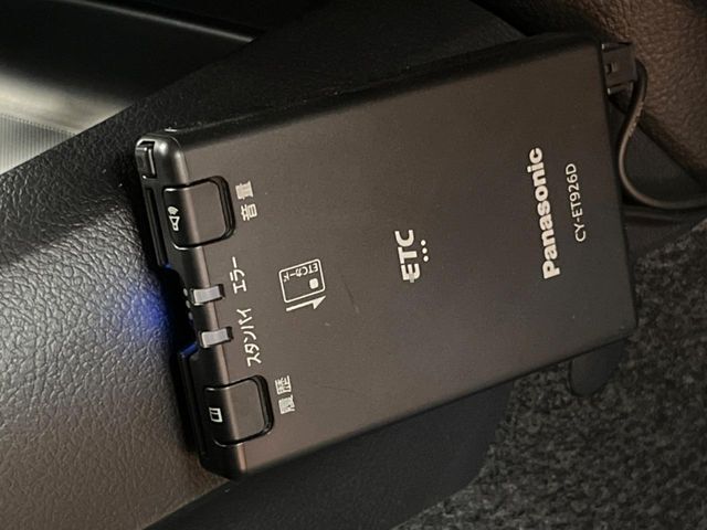 【ETC】高速道路の料金所をストレスなく通過！話題のスポットやサービスエリアに多い「スマートIC」利用時は必須のアイテムです。当店でセットアップを実施、ご納車当日からすぐにご利用いただけます！