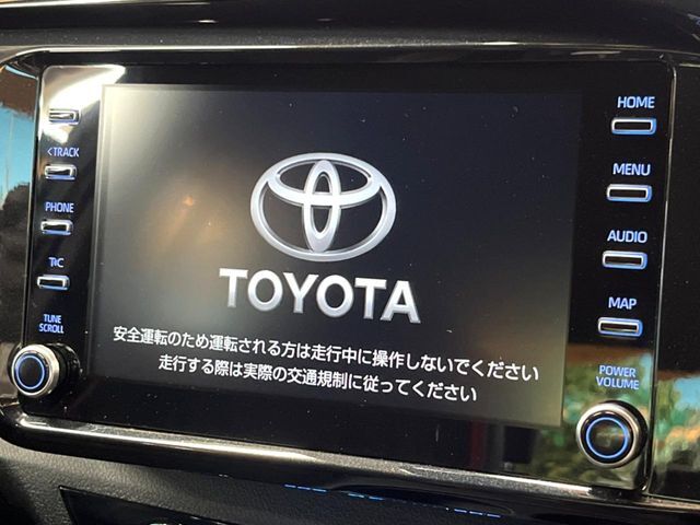 【ナビ機能付きディスプレイオーディオ】ナビ機能搭載の他、お持ちのスマートフォンと連携して、ナビやbluetoothでの音楽再生が可能です♪デザインはもちろん操作性も良好！