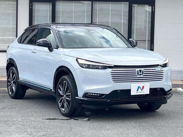 大好評のボディコーティング「弾スプラッシュコート」もご納車までに施工可能。通常のガラスコートと異なる、耐久年数6年の無機質ガラスコーティングが、ボディをキレイな状態に保ってくれます。