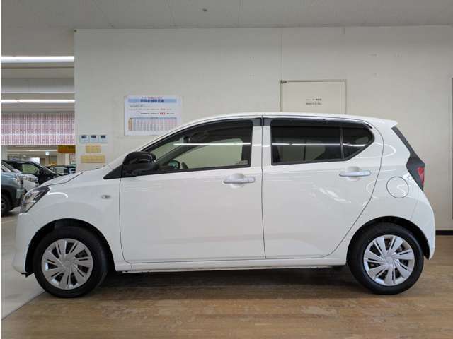 アフターサービスも安心！！ 自社整備工場・自社鈑金工場・積載車を完備しておりますので、お客様のご購入後も手厚くサポートいたします！！