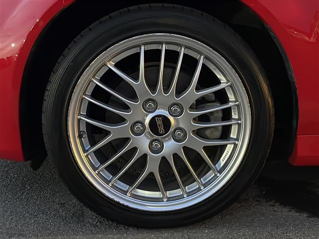 気になる車はすぐにお問い合わせください！右のカーセンサー専用無料ダイヤルから、専門スタッフがお車のご質問にお答えいたします！