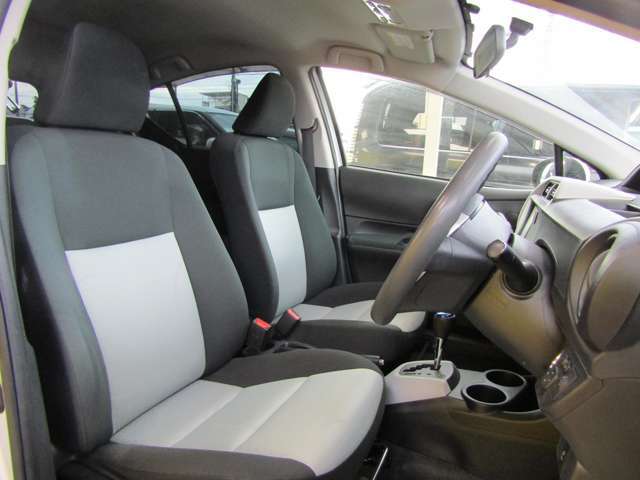 お車のカスタムや外装磨き、板金作業、各種新品部品や中古部品もお探しします●あいおい損保代理店●任意保険の取扱いも御座います●上級資格者が常駐●無料お見積り●加入者はロードサービス付●詳細は当社まで●