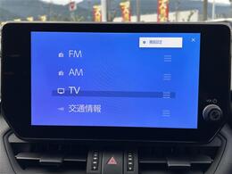 こちらオーディオ周りの写真になります。動作確認済みです。詳しい機能に関しましては装備欄を確認ください。車によっては多機能なナビなど、充実したオーディオがついている車両もあります。