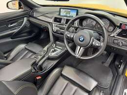 H30年9月登録のBMW M4カブリオレ　30ヤーレM DCT ドライブロジックが直接買い取りにて入庫致しました。日本限定10台になります。ボディカラーはマンダリンIIで、走行距離は約25100kmでございます。