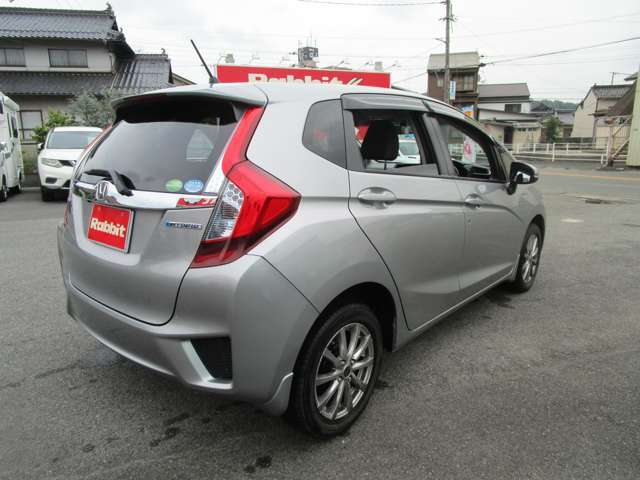 買取直売の為、在庫車のジャンルや車種が幅広く、希少車種や希少装備車も在庫いたしております。お見逃しなく！