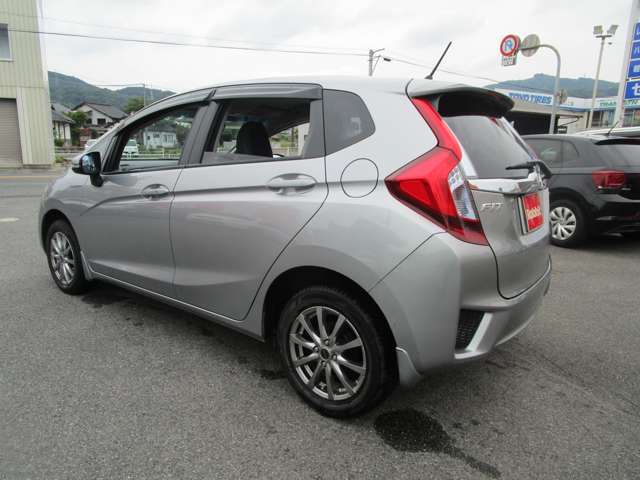 希望のお車探します！！お客様のご要望のお車を、満足の1台を！！ネットワークなどにてお探します。又、買取店ならではの常時良質な車両を入庫いたしておりますので、お気軽に寄ってみてください。