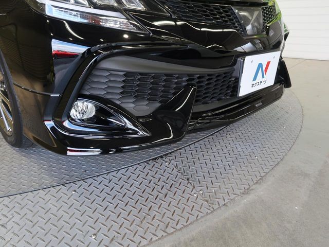 【モデリスタエアロ】人気のモデリスタエアロを装着！クルマの外観がよりスタイリッシュになり、街中で存在感あふれる1台に♪将来買い替える時にもリセールに影響しやすく、価値ある人気の装備です！