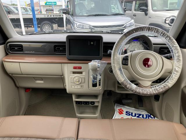 手がすぐに届いて、操作しやすいインパネ　オートマ！シートの高さや、ハンドルの位置なども、運転しやすいように配慮されています！