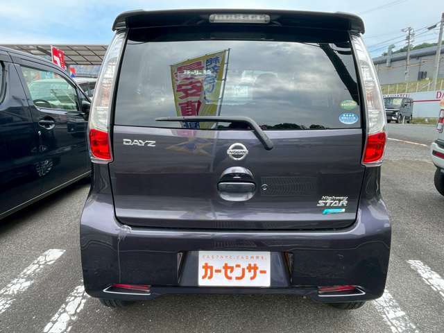 新車・登録（届出）済未使用車・中古車 お客様のご要望に合わせたお車を販売いたしております。店頭にないお車も注文販売を承っております。