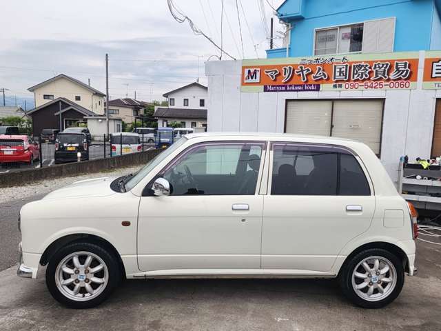 ☆現車確認をオススメいたします。商品は中古車ですので。年数相応の小傷等があります。仕様についての記載漏れがある場合がございますので、電話にて車両のご確認をお願いいたします