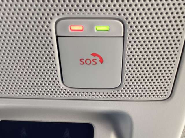 【SOSコール]　急病時や危険を感じた時、スイッチを押すと専門のオペレータに繋がって警察や消防への連携をサポートしてくれます