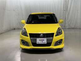 スポーティなフロントビュー