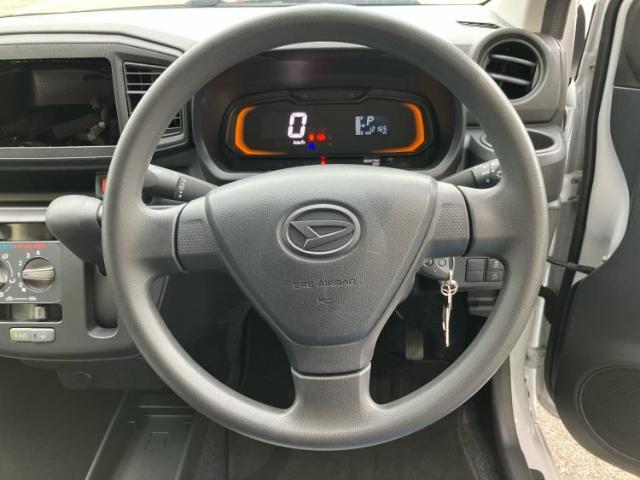 WECARSの店舗にはキッズコーナーがございます！お子様連れのお客様もごゆっくり車選びをお楽しみいただける空間です！