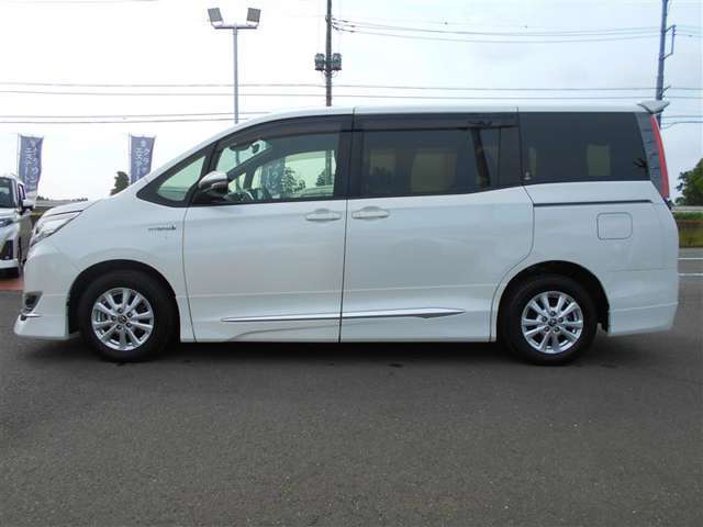 写真ではわかりづらい車輌状態もお電話頂ければご説明させて頂きます。