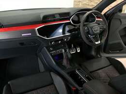 人気の外装色ナルドグレー！！　RS Q3専用エクステリアにブラックAudi rings＆ブラックスタイリングパッケージや