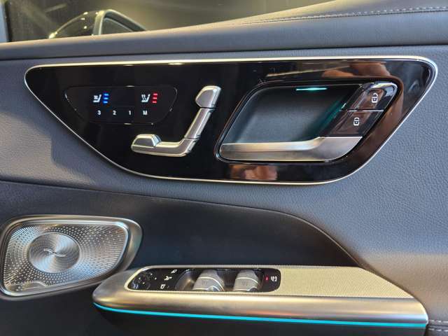 『ユーズドカー・オートリース』は資産計上が不要で、経費処理が容易である事など、法人のお客様に様々なメリットが有ります。リース期間は1年間～5年間まで、1年刻みでお選び頂けます。