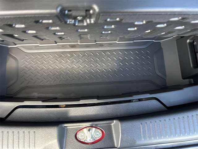☆★☆★道東最大級の届出済未使用車専門店シーモールです！！オールメーカーの取り扱いで、約200台の在庫車の中から気に入る1台を当店スタッフと一緒に選びませんか？？☆★☆★