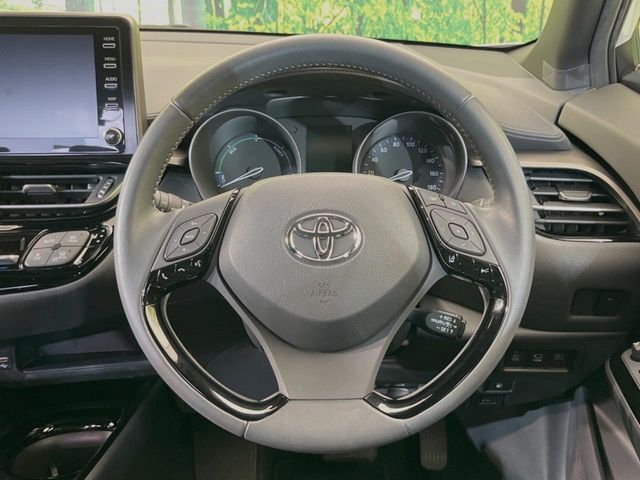 【ステアリングスイッチ】運転中、前方から目線をそらすことなく、オーディオ等の操作が可能な便利機能！安心＆快適なドライブを演出してくれます♪