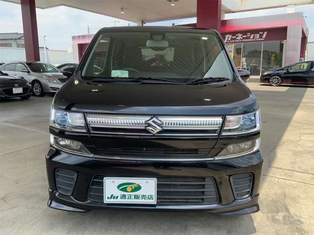 自社認証工場併設！国道407号線沿いとアクセスも良好◎大きなカーネーションの看板が目印の【カーネーション熊谷店】でお待ちしております！！