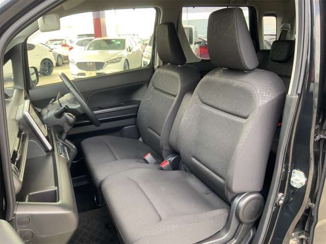 全車ルームクリーニング施工済ですので、中古車とは思えない程『マジピカ』な状態で現車のご確認が頂けます♪