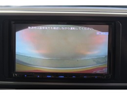 【バックカメラ】バックドアウィンドウでは見えない、低いブロック塀やガードレールもこれで安心♪一度慣れたら無い車は不安でバック出来なくなりますよ！