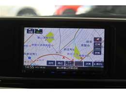 【メモリーナビ】操作はタッチパネルで簡単です。遠出や初めての場所もこれで安心ですね！