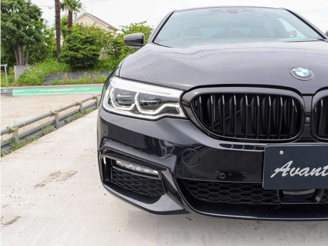 輸入車が初めてという方にも安心してお買い求め頂けるよう修復歴無し・実走行車・正規ディーラー車を厳選して仕入れております。