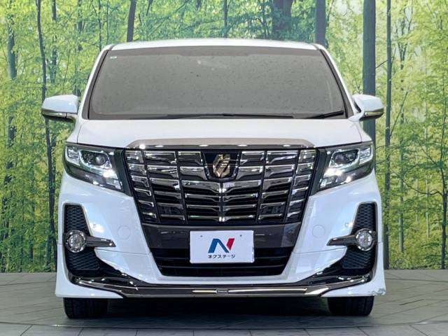 大好評のボディコーティング「弾スプラッシュコート」もご納車までに施工可能。通常のガラスコートと異なる、耐久年数6年の無機質ガラスコーティングが、ボディをキレイな状態に保ってくれます。