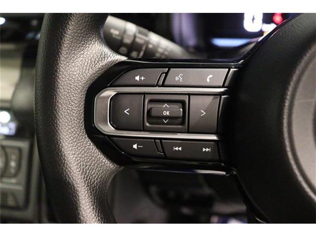 運転しながら操作が出来る画期的装備！これ便利です