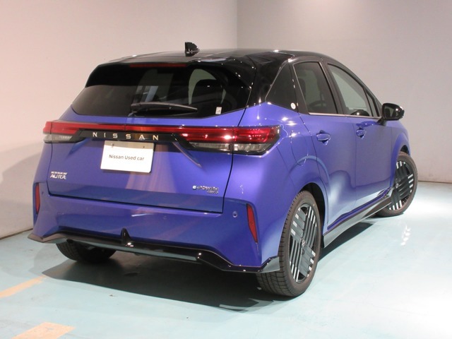 オーラeーPOWER4WD、充電を気にせず走れる電気自動車の4WDです