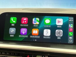 ●Apple　Car　Play：スマホとの有線接続で、ナビ・オーディオ再生などスマホのアプリ機能が画面でも使える便利機能です！