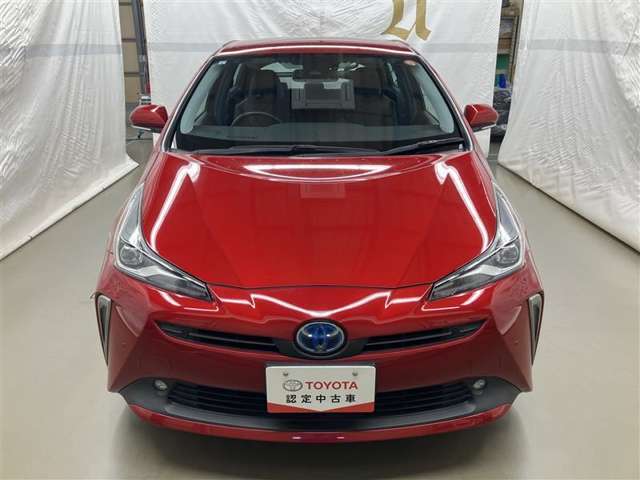 荷物をたっぷり載せて広々ドライビング♪夏でも冬でも、アウトドアやショッピングを思い切り楽しみましょう！
