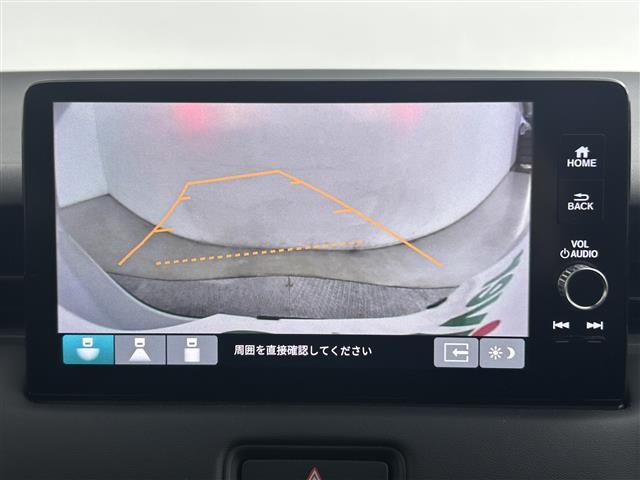 【　バックカメラ　】便利なバックカメラ装備で安全確認を頂けます。駐車が苦手な方にもオススメな便利機能です♪