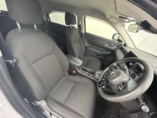 【　フロントシート　】使えるフロントシートで快適ドライブ♪