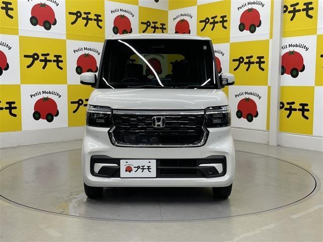 これからお車を購入し長くカーライフを楽しんで頂きたいと思い、当社スタッフは、そんな様々なお客様と安心して、楽しめるカーライフを一緒に考えてご提案させて頂いております