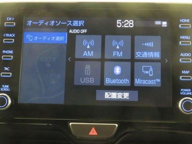 Bluetooth（ブルートゥース）接続機能付き。スマートフォンなどからお気に入りの音楽をワイヤレス再生できます。ドライブがさらに楽しくなりますね。