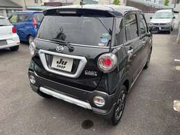 衝突被害軽減ブレーキや、スマートキー、ナビ、バックモニター、フルセグテレビ、LEDヘッド、ETCなど、装備も充実しています！