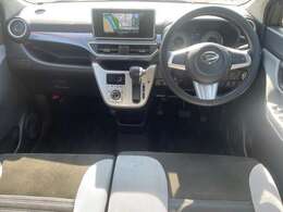 すっきりとしたスタイリッシュな内装です！