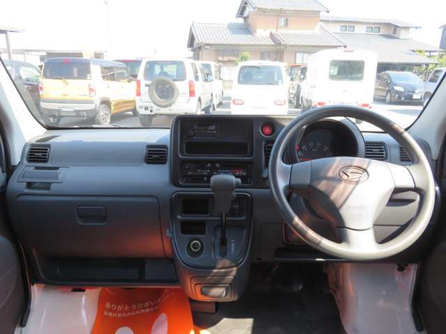 自社では＊車検＊整備のほうも行っておりますので車検の際はお問い合わせくださいませ！