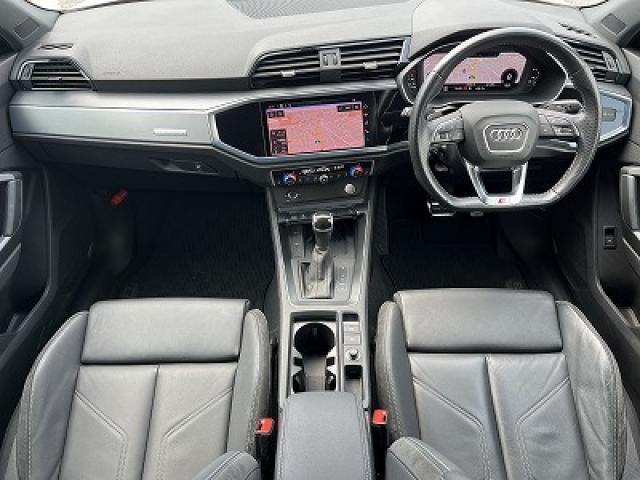 ●【認定中古車】Audi専門のテクニシャンが、100項目にもおよぶ精密な点検を実施。すべてをクリアしたAudi車のみが対象となります。