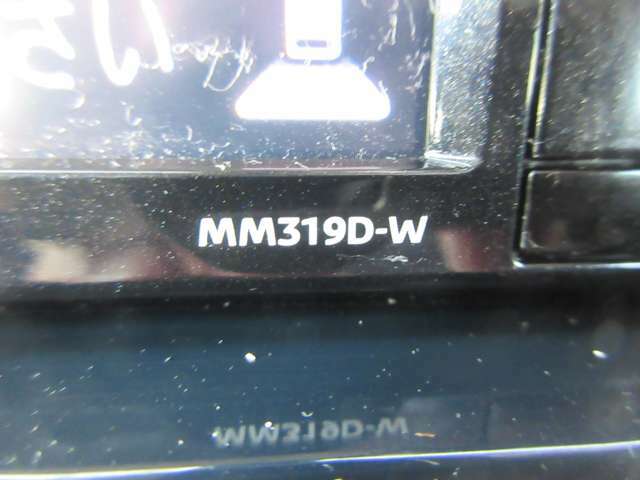 純正ナビ★型番は『MM319D-W』です！フルセグTVやDVDも見れます☆