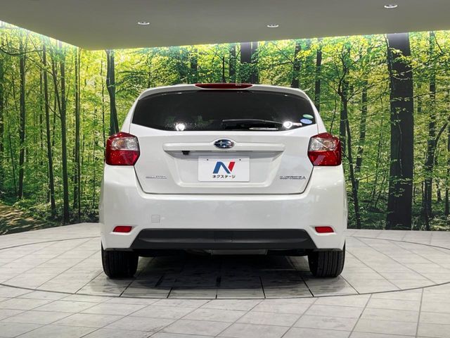 安心の最長10年・走行無制限保証（有償）をご用意。保証内容も充実はもちろん、無料点検＆オイル交換や、年中無休の全国・24時間ロードサービスも付帯されておりますのでご安心下さい。