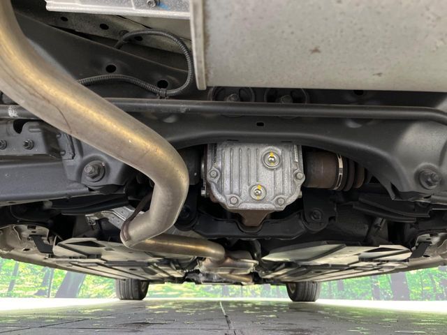 下回りがきれいなうちに、防錆加工の施工がオススメ。降雪地域はもちろん、沿岸部にお住いの方や、趣味でマリン・ウィンタースポーツをされる方にご好評いただいております。